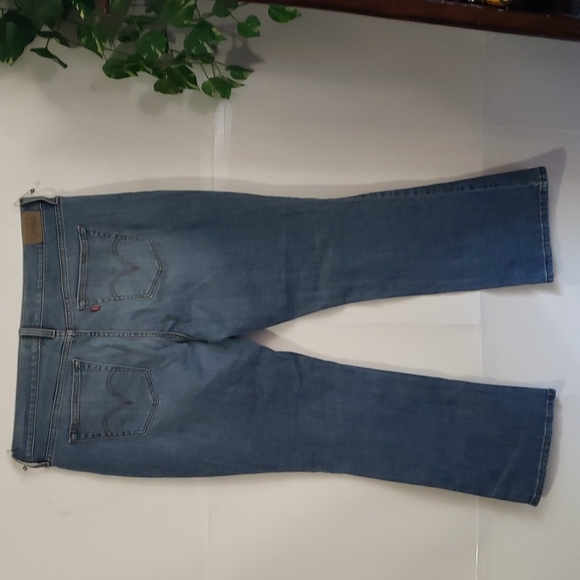 Vintage Levi's Bootcut Jean's - Picture 7 of 8